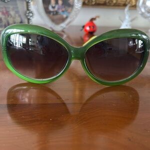 AJ Morgan Sunglasses Green round super cool. Oversized.